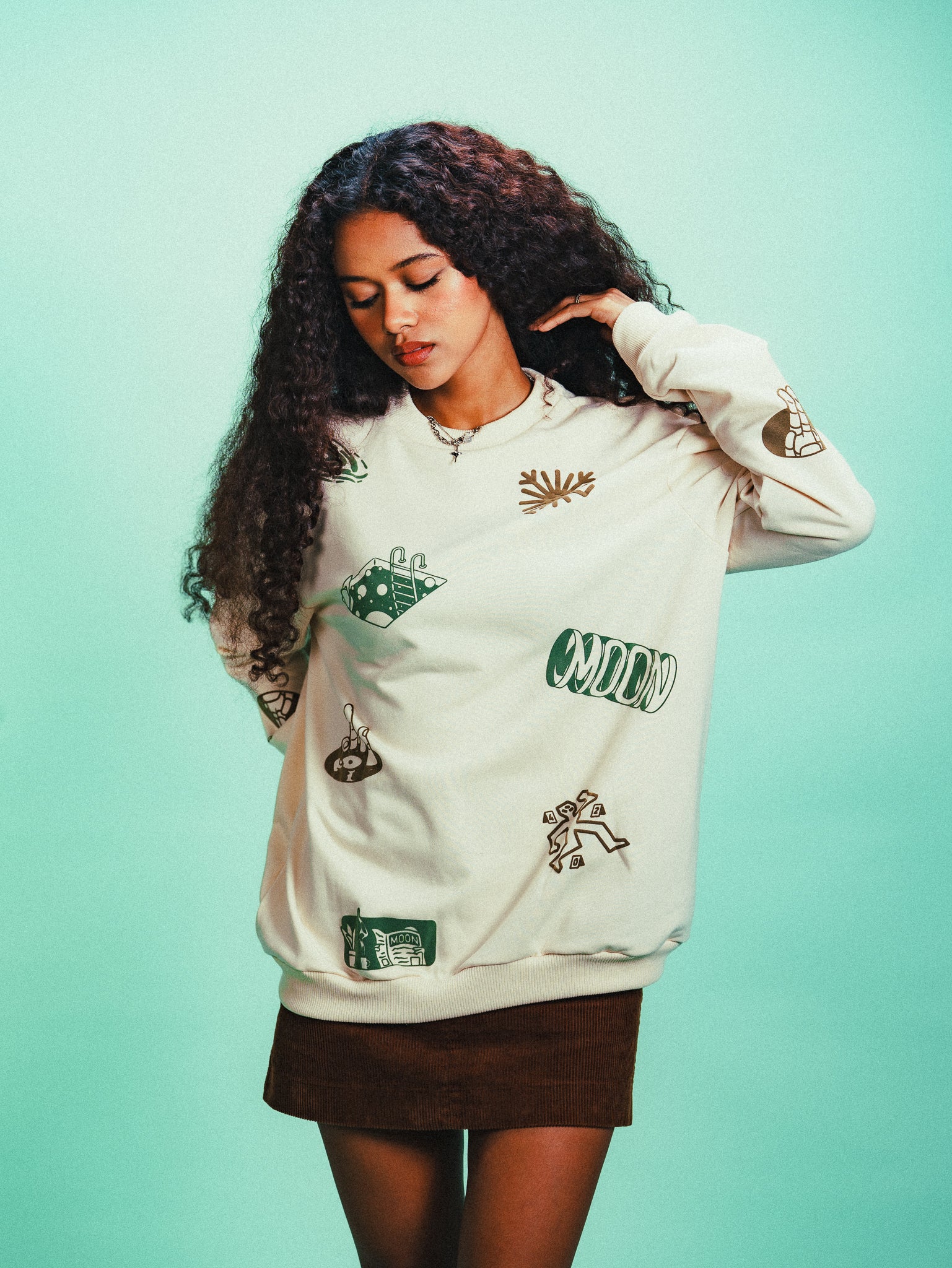Moonverse Sweater in Cacha