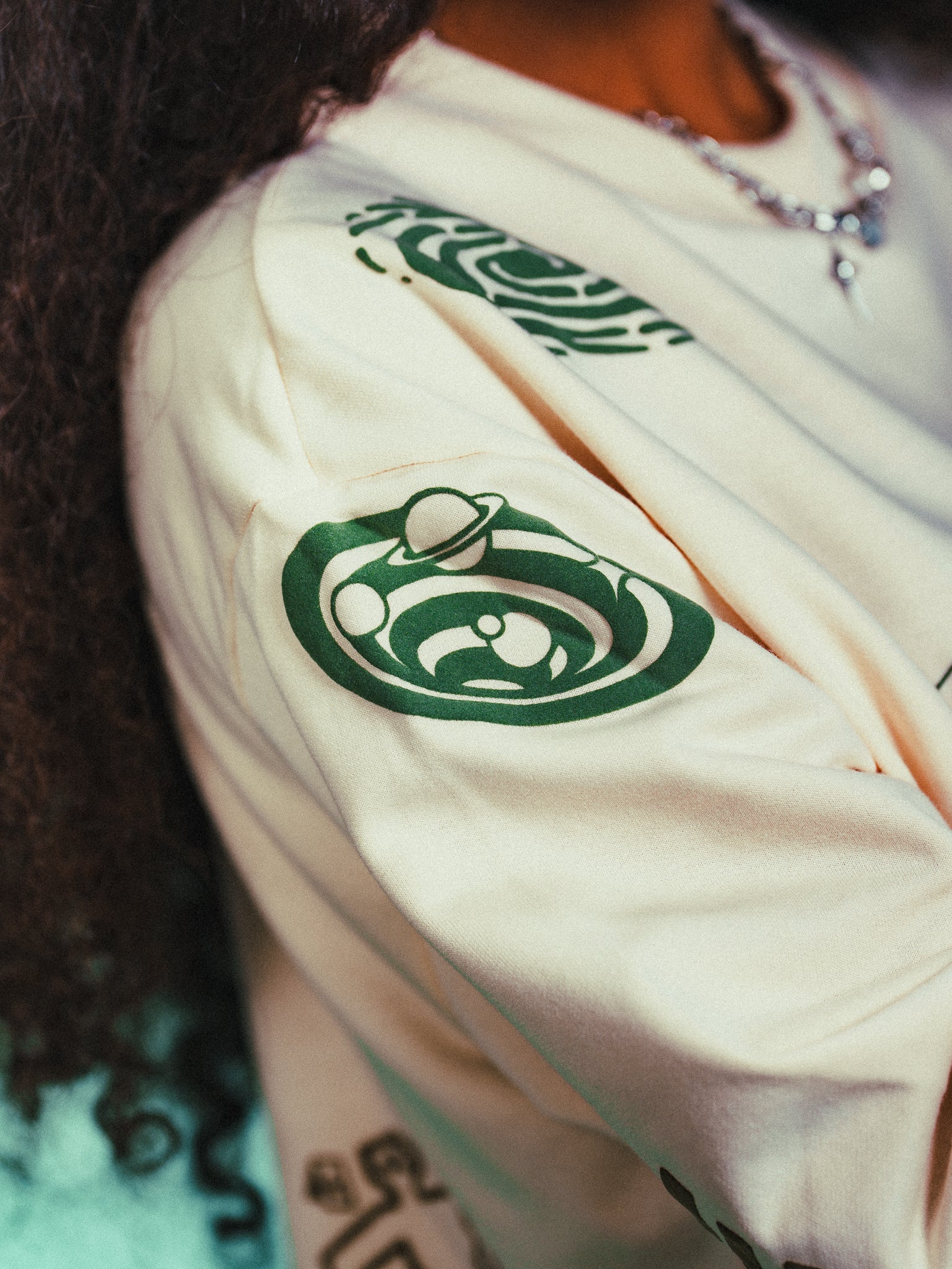 Moonverse Sweater in Cacha